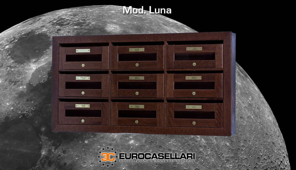 cassetta postale in legno